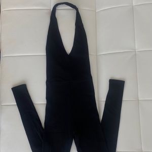 INAMORATA KNIT HALTER PLAYSUIT.